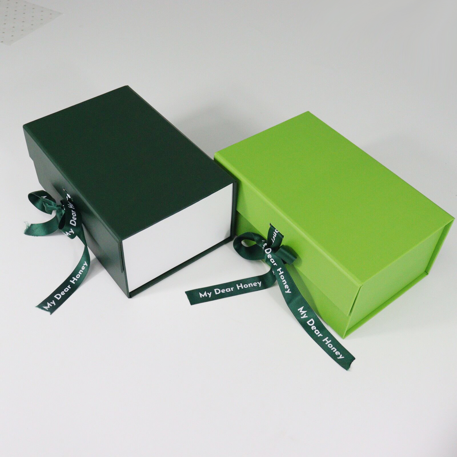 Folding Gift Box with Ribbon
